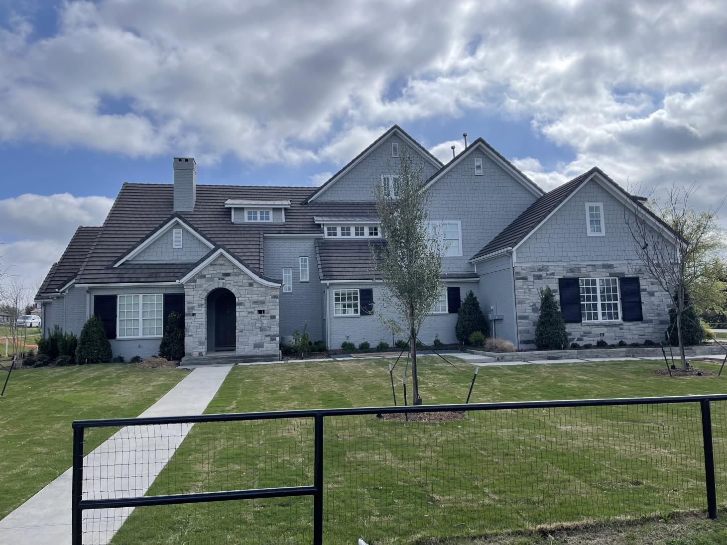 Blackbird Custom Exterior Shutters: Service Image-5 Blackbird Custom Exterior Shutters: Service Image-5